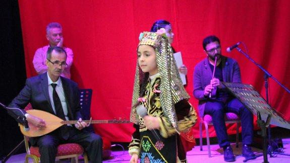 Öyküleriyle Türkülerimiz Yarışmasının İlkokullar Kategorisi İlçe Finali Yapıldı
