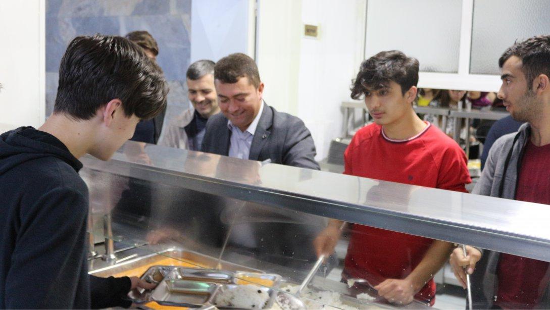 Hasanoğlan Atatürk Fen Lisesi'nde İftar Yemeği