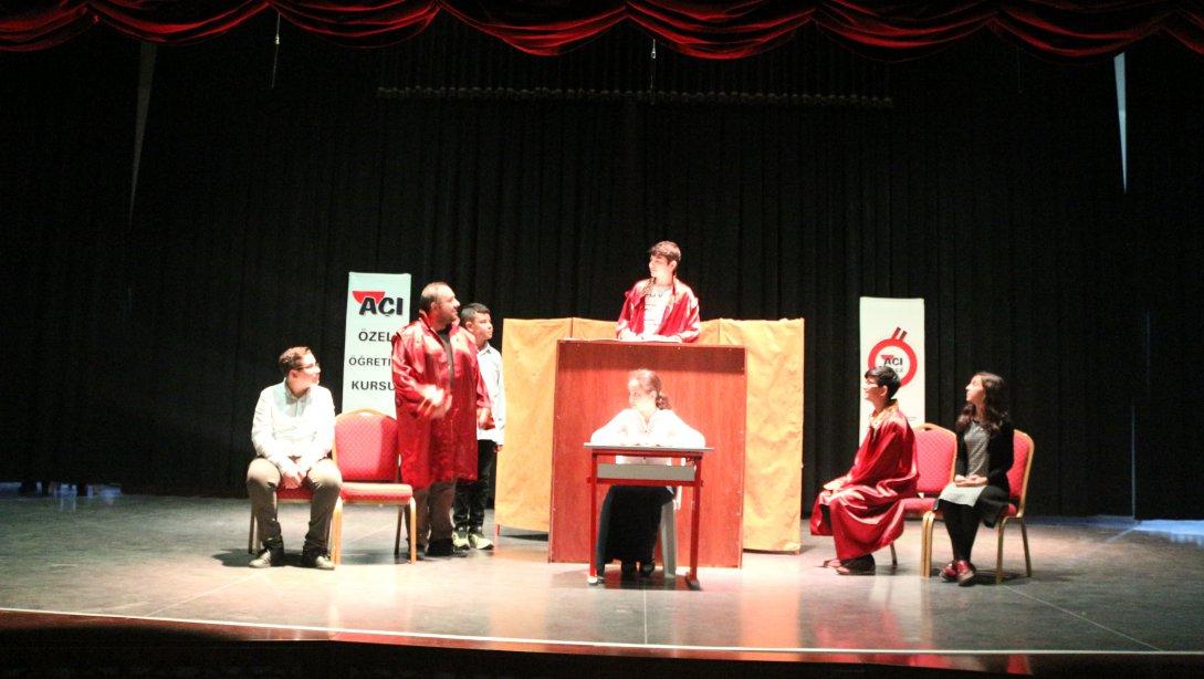 Özel Elmadağ Açı Koleji Öğrencileri Tiyatro Gösterisi