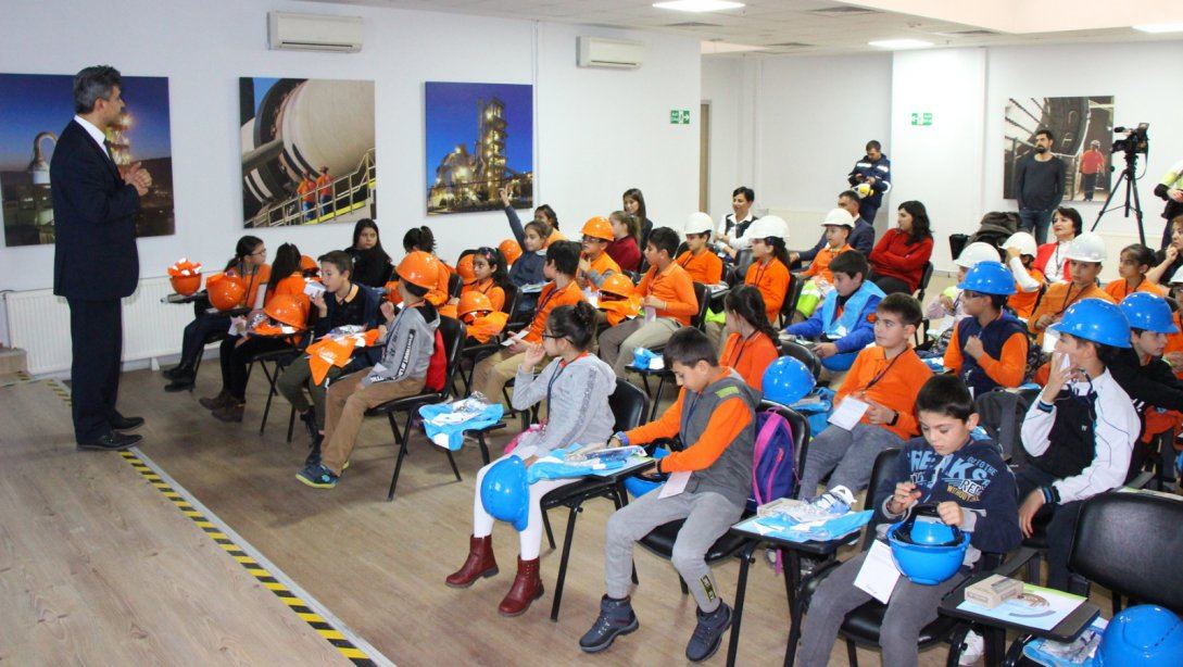Barut İlkokulu Açık Gün Etkinlikleri Kapsamında Hasanoğlan Sanayi Bölgesine Gezi Düzenledi