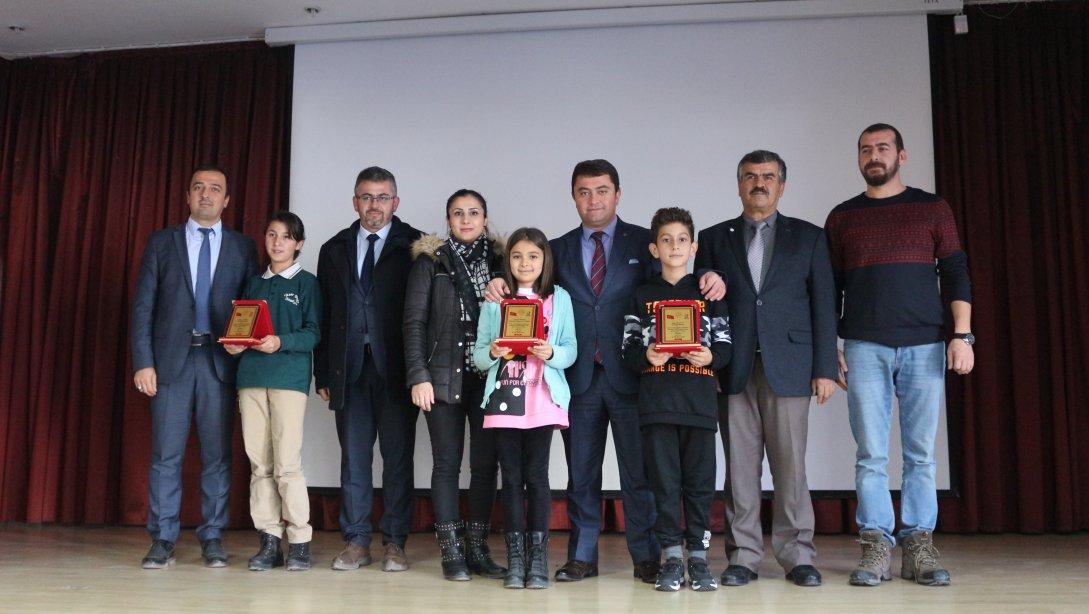 Enerji Bakanlığı'nın Düzenlediği Enerji Verimliliği Konulu Yarışmada Öğrencilerimiz Ankara Birinciliği Elde Etti