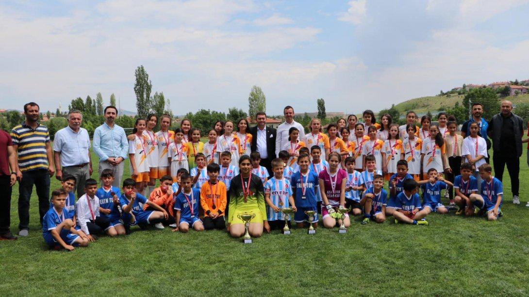 İlkokullar Arası Futbol Turnuvası