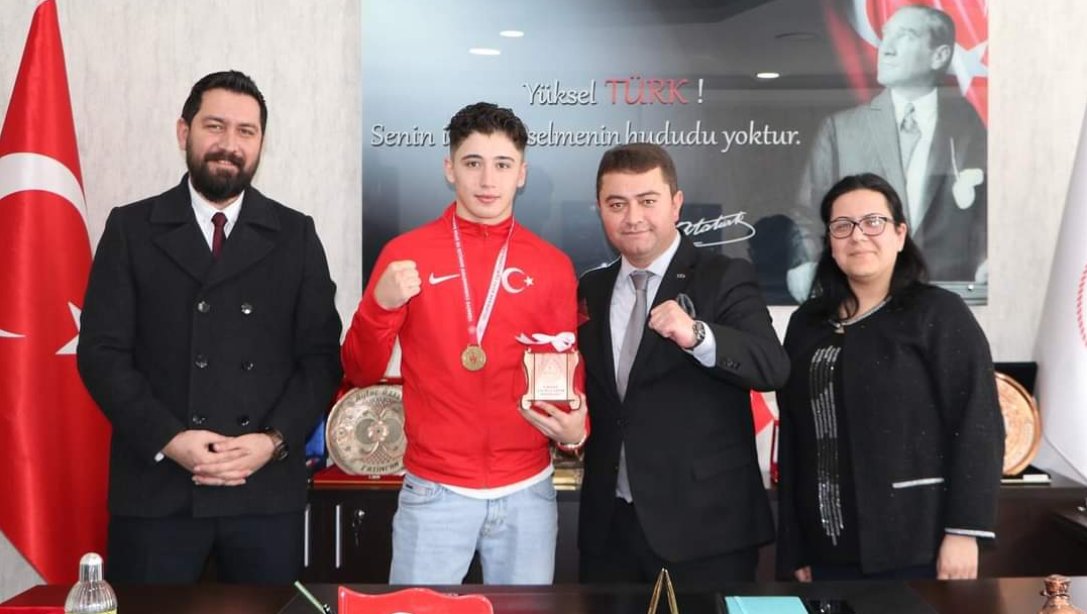 Boksörümüz Ankara Şampiyonu