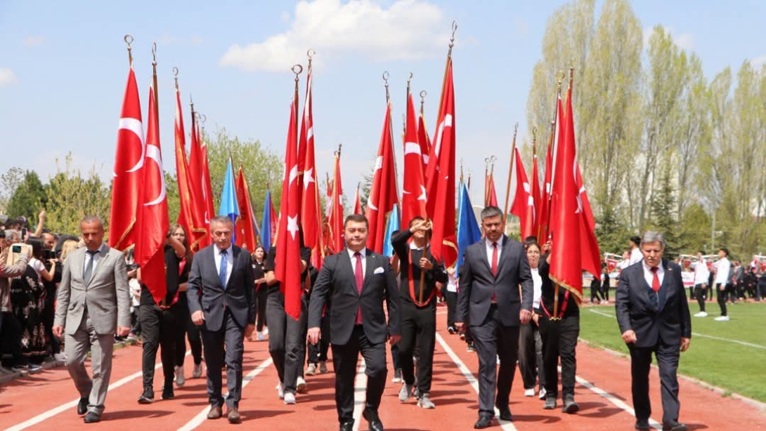 23 Nisan Stadyumda Büyük Coşku İle Kutlandı
