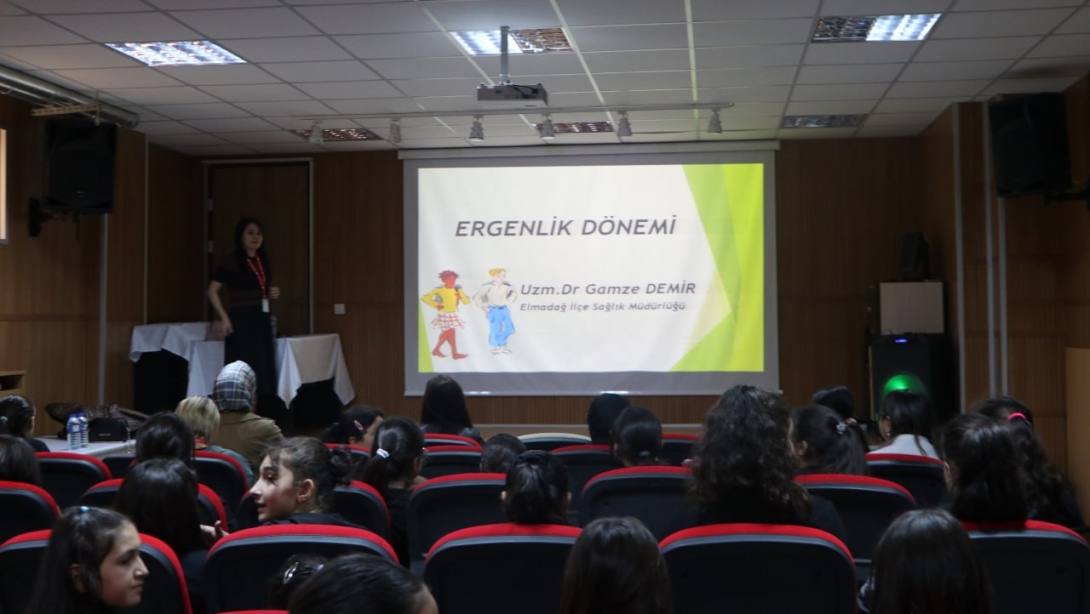 Atatürk Ortaokulu'nda Ergenlik Dönemi Eğitimi